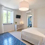 Blue Boutique 4*