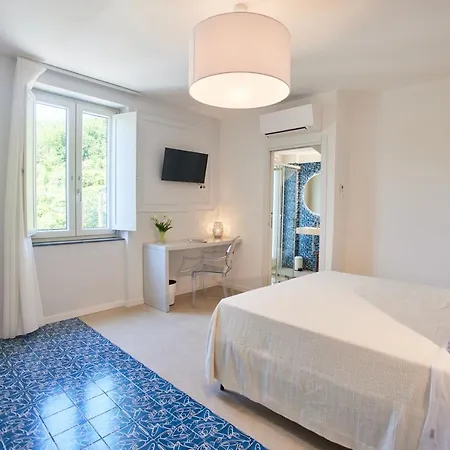 Blue Boutique 4*