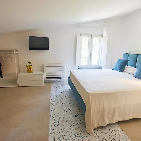 Blue Boutique Bed & Breakfast *