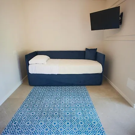 Blue Boutique Bed & Breakfast